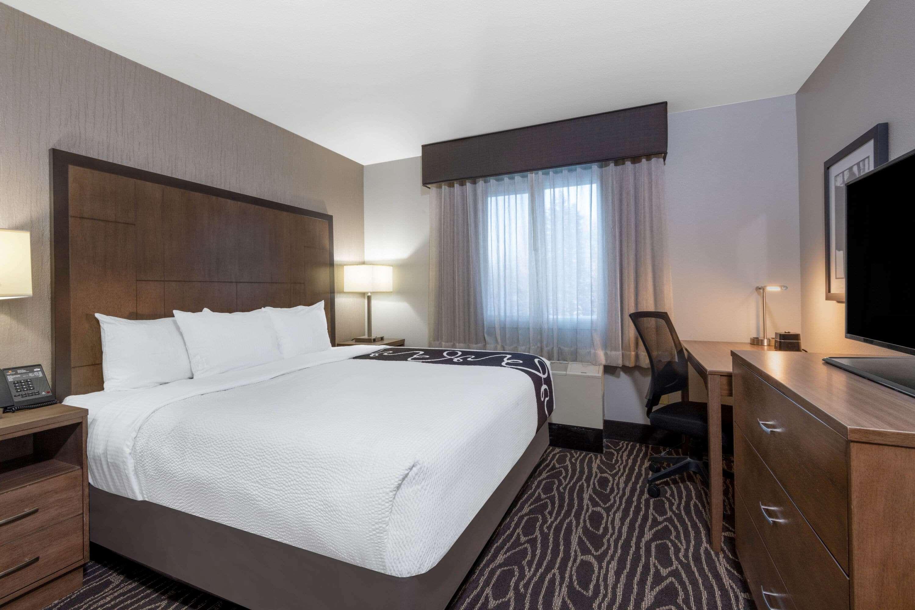 Отель La Quinta By Wyndham Fairbanks Airport Экстерьер фото